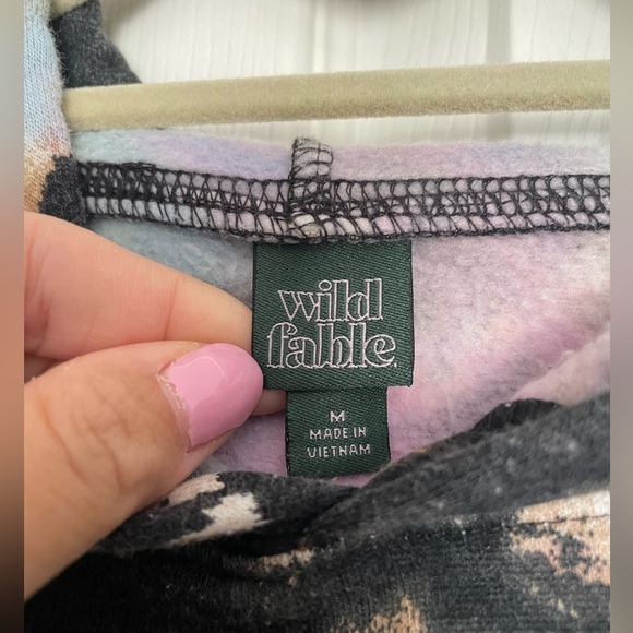 Wild Fable Pastel tie dye cropped sweatshirt - Picture 2 of 4